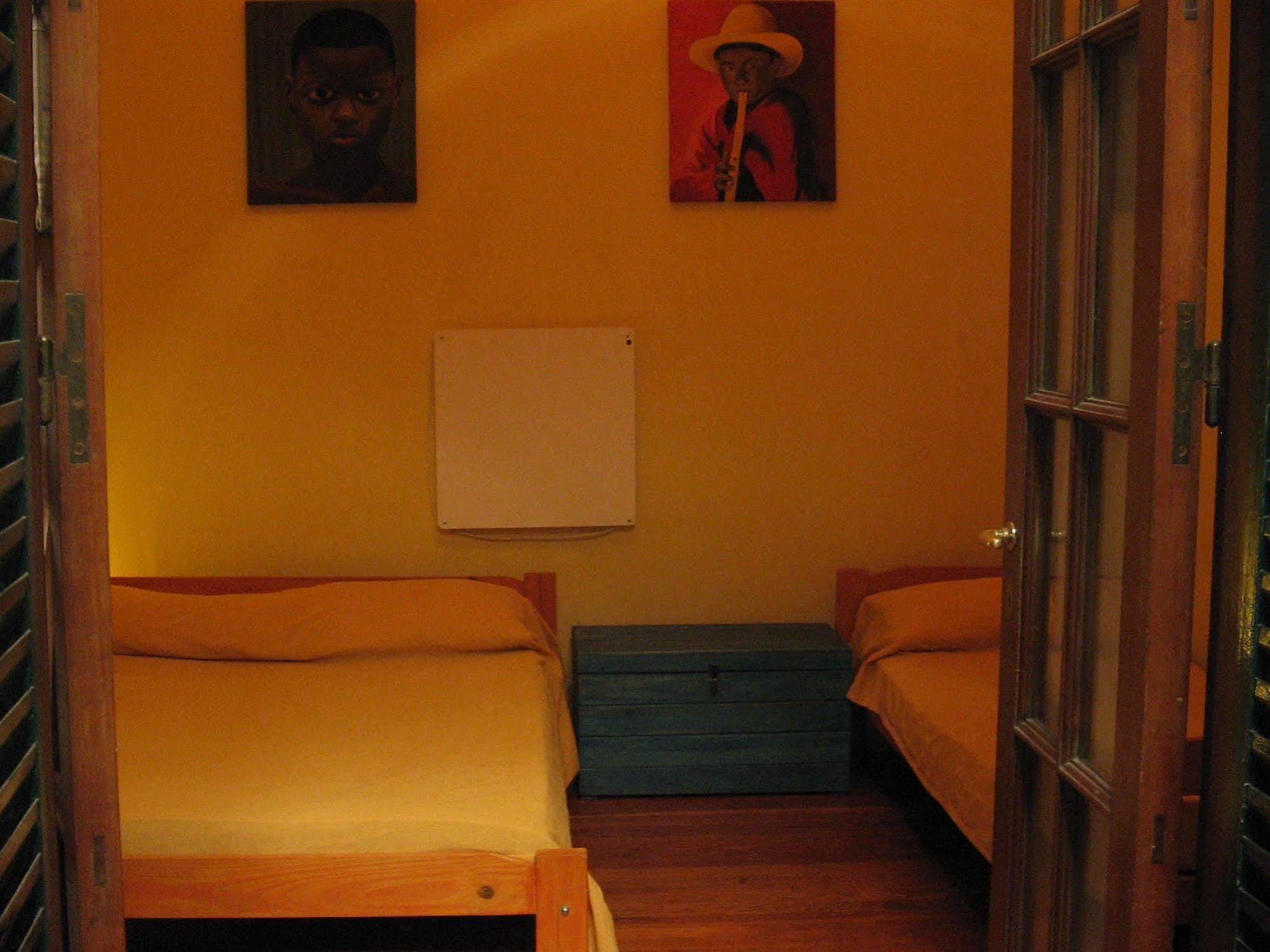 VI Luz Y Entre Hostel Buenos Aires Exteriér fotografie