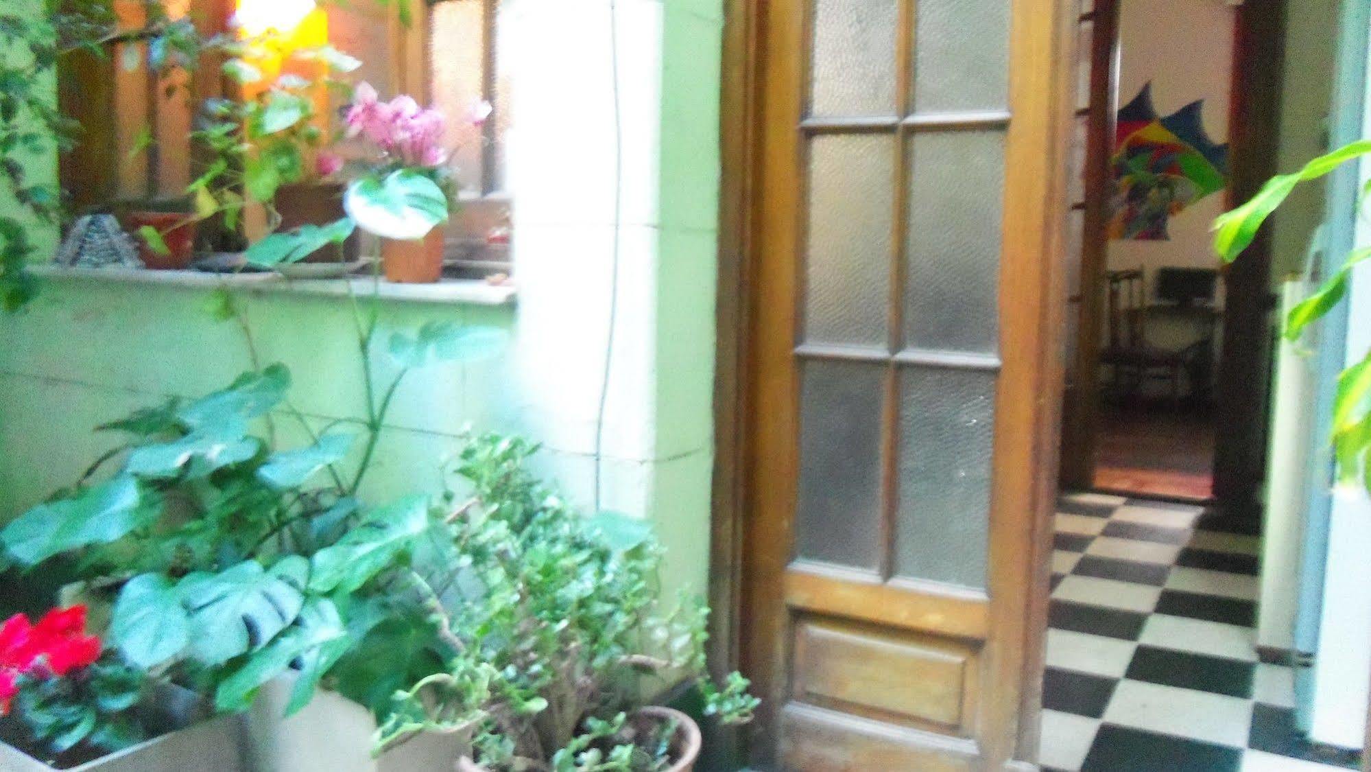 VI Luz Y Entre Hostel Buenos Aires Exteriér fotografie
